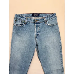 Levi Strauss SIGNATURE Juniors Size 9 Light Blue Denim Low Rise Flare Jeans thumbnail 5