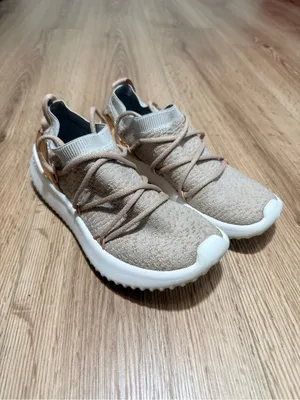 Adidas Ultimamotion Women's 6 Pale Nude Rose Gold Cloudfoam Sock Sneakers EE9100 thumbnail 2