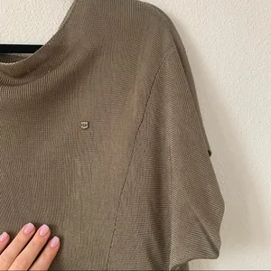 Woven T thumbnail 4