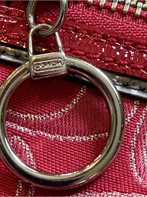 Coach Vintage Y2K Poppy Hot Pink Crossbody Purse thumbnail 4