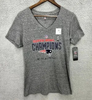 New England Patriots Shirt Womens Large NFL Pro Line Super Bowl Champions‎ NWT thumbnail 1