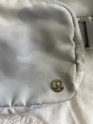 Lululemon Gray Camo Fanny Pack thumbnail 2