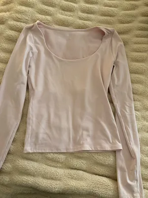 Hollister Pink Top thumbnail 1