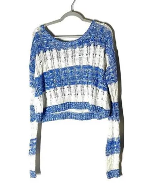 Abercrombie & Fitch Blue and White Stripe Cropped Knit Sweater Size Large thumbnail 1