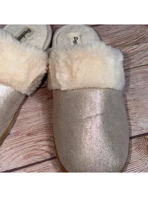 Dearfoams Cozy Comfort Faux Fur Slippers Women’s Large US 9-10 Metallic Beige thumbnail 3