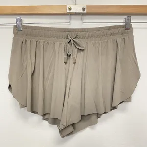 Joy Lab Women XL Gray Double Layer Run Shorts Tennis Running Flowy Athletic Soft thumbnail 1