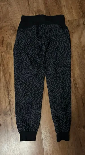 Lululemon Dance Studio Joggers thumbnail 1
