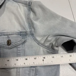 Forever 21 Denim Trucker Jean Jacket Womens Size M Button Up Long Sleeve Blue thumbnail 6