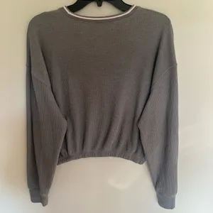 Hollister Gray Waffle Knit Cropped Boyfriend‎ T-Shirt Long Sleeve Ringer Neck S thumbnail 8