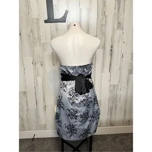 Trixxi dress size large thumbnail 3