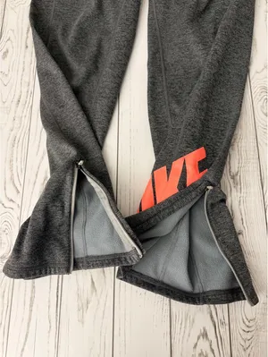Nike Women Small Therma-Fit Sweatpants Dark Gray with Coral Logo thumbnail 9
