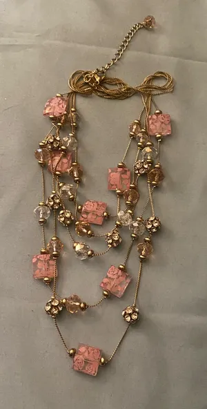 Vintage 16” To 18” Necklace Multi Strand Pink & Clear Floral Square Beads Gold thumbnail 1