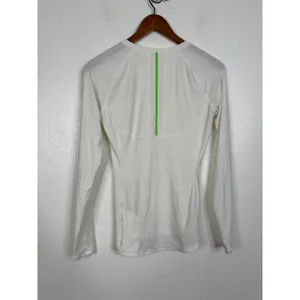 Lululemon White Mesh Panel Long Sleeve V-Neck Running Top Thumbholes Womens 6‎ thumbnail 2