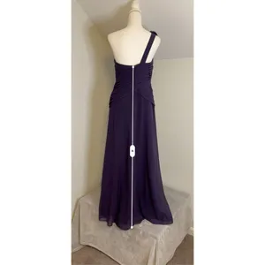 David's Bridal Women’s Wedding Guest Party Gown Bridesmaid One shoulder Dark Purple 10 thumbnail 6