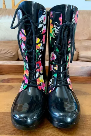 ROMA Sadie Robertson Floral Rain Boots thumbnail 1