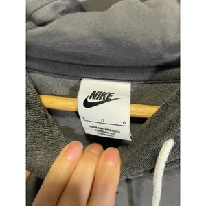 Nike Velour Hoodie Womens Large Grey Oversized Sportswear Essential Pullover thumbnail 4