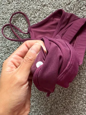 lululemon athletica Strappy Sports Bra - Deep Wine Size 6 NO EXTERIOR LOGO thumbnail 4