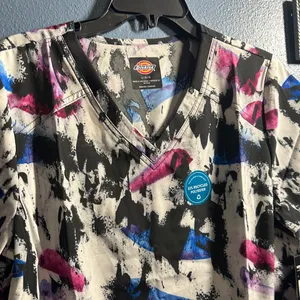 Dickies Multicolor Abstract Scrub Top Sz Large. NWT thumbnail 2