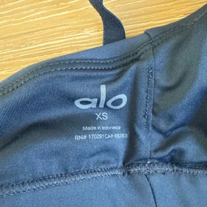 Alo Yoga Airlift Fine Line Sports Bra Size XS in Navy Blue thumbnail 2