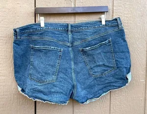 Old Navy Womens Shorts Blue Jean Denim Mid Rise Boyfriend Distress Plus Size 22 thumbnail 3