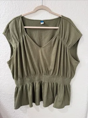 OLD NAVY Olive Smocked Waist V-Neck Top Size XXL thumbnail 2