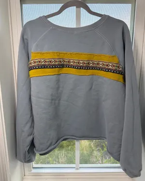 NATURAL LIFE Light Gray Crewneck Sweatshirt L/XL thumbnail 1