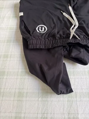 Vuori Black Athletic Jogger Pants with Drawstring thumbnail 6