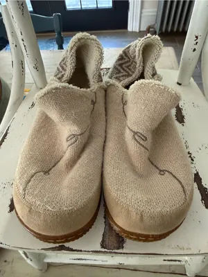 Smartwool Neutral Beige Knit Slip-On Slippers with Subtle Gray Swirl thumbnail 2