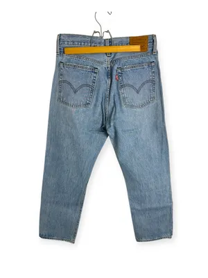 Aritzia Levi’s Wedgie Straight High Rise Mom Jeans Size 28 Distressed Light Wash thumbnail 8