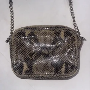 Michael Kors Snakeskin Handbag/Cross body Purse‎ Good Condition. thumbnail 9
