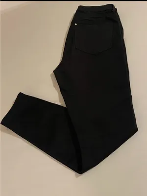 H&M Classic Black Straight Leg Pants Slim Fit - Excellent Condition ✨ thumbnail 3