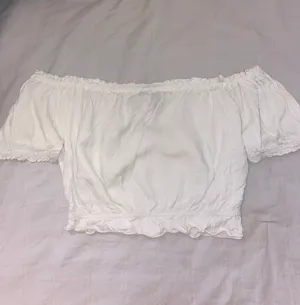 Off The Shoulder Crop Top thumbnail 3