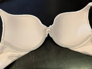 Victoria's Secret Body By Victoria Bra Womens 32B Beige Lace T-Shirt Padded thumbnail 7