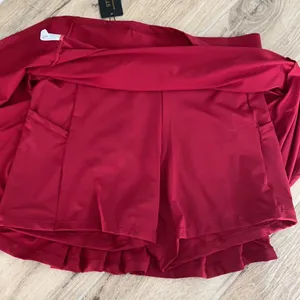 Tennis skirt Size L thumbnail 3