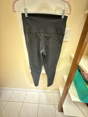 OFFLINE by Aerie Goals High-Rise 7/8 Pocket Legging in Black thumbnail 2