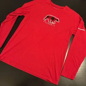 Columbia‎ Red Long Sleeve Shirt thumbnail 1