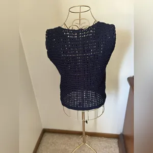 NWT Kiind Of Charlotte Metallic Crochet Knit Tank Top Navy Cotton Small thumbnail 8