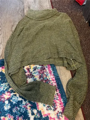 Free people Olive Green Women's Sweater - Lightweight Knit thumbnail 1