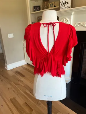 Skylar * Madison Red Ruffled V-Neck Crop Top thumbnail 7