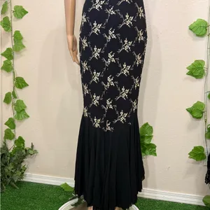Cache Black High-Low Embroidered Floral Mermaid Skirt thumbnail 11