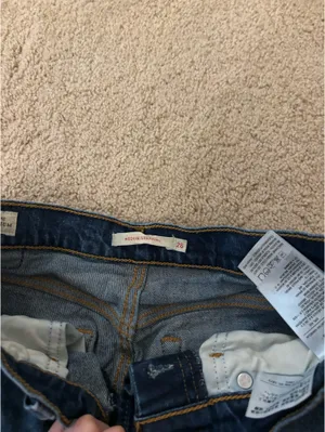 Levi’s Wedgie Straight Jeans thumbnail 3