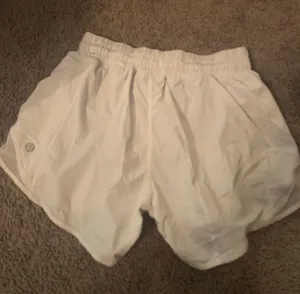 Lululemon Shorts thumbnail 5