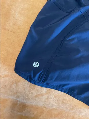 Navy Lululemon Tracker IV 3.5” Shorts thumbnail 5