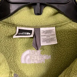 ‎North Face women's medium jacket thumbnail 4
