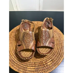 Ariat Brown Leather Laser Cut Floral Wedge Sandals Slingback Clogs Womens 9B thumbnail 2