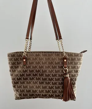 Jet Set Chain Tote thumbnail 2