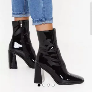 Nasty Gal Size 6 Black Patent Square Toe Flare Heel Boots‎ Zipper Side thumbnail 1