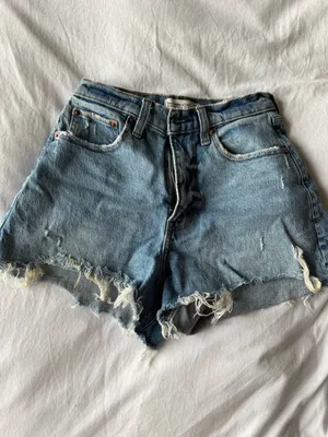 Abercrombie 90s Relaxed High-Rise Jean Shorts Cut-Off thumbnail 4