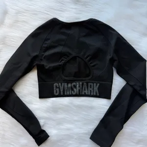 Gymshark cropped longsleeve thumbnail 3