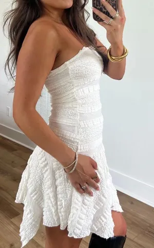 These Three Boutique Le lis White Lace Dress thumbnail 4